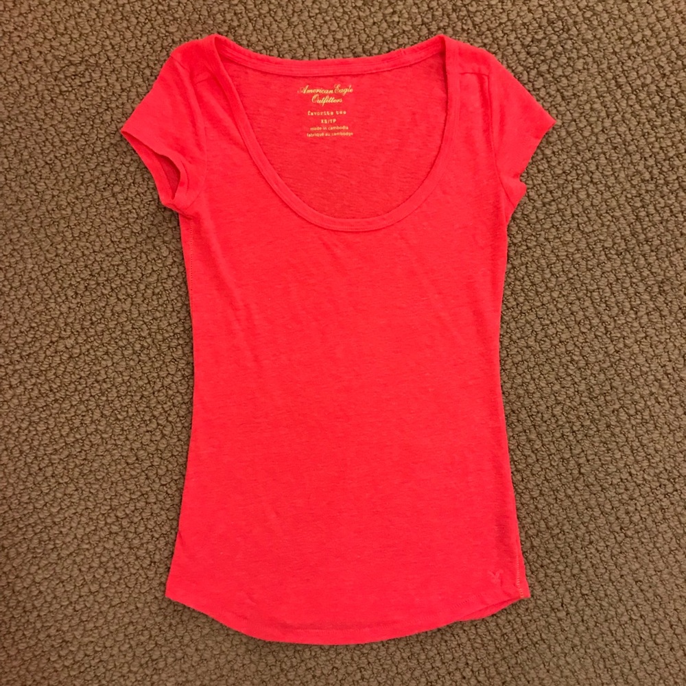 American Eagle tee
